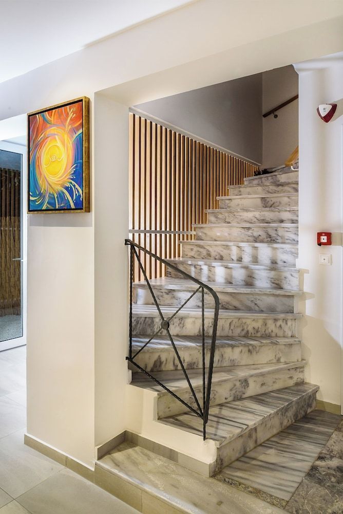 Solar Apartments by Amara Living 1