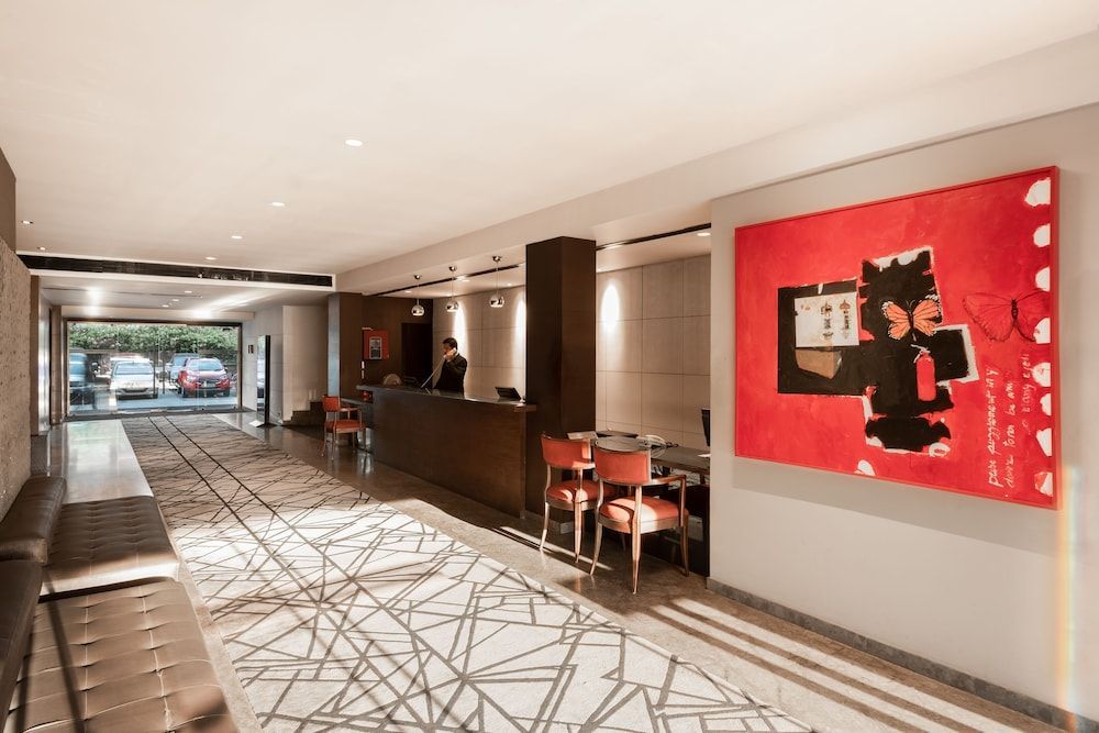 The Avenue Regent 2