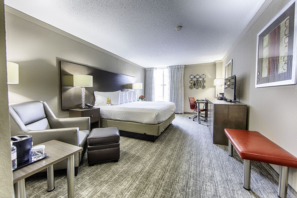 Hotel Capstone 1