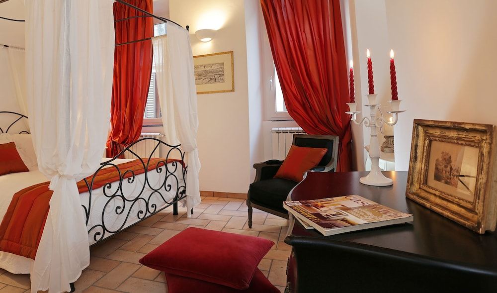 Madonna de' Monti Suites 1