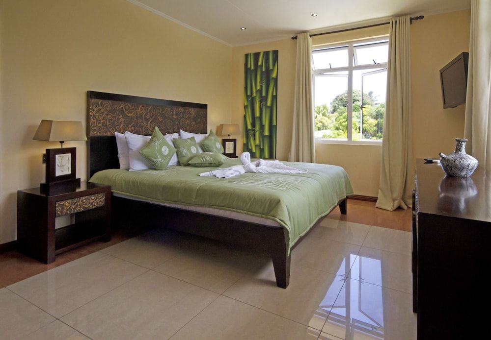 The Palm Seychelles 2
