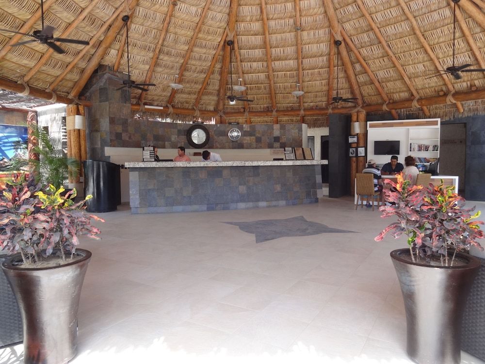 Park Royal Homestay Los Cabos 2