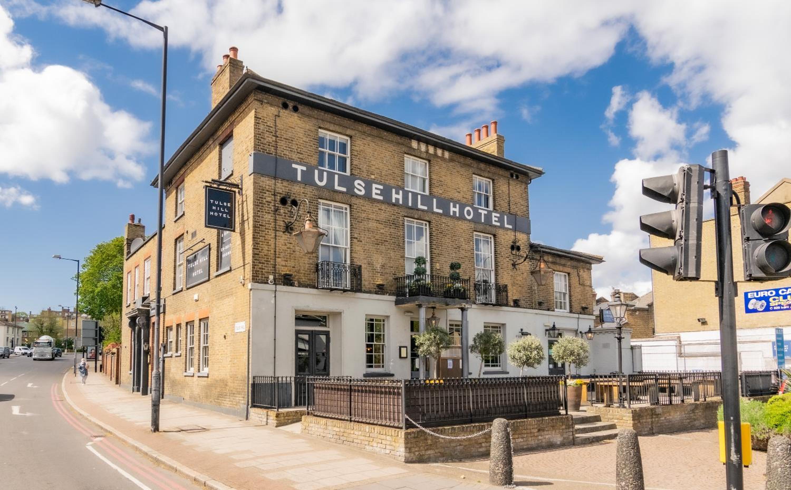 Tulse Hill Hotel 2