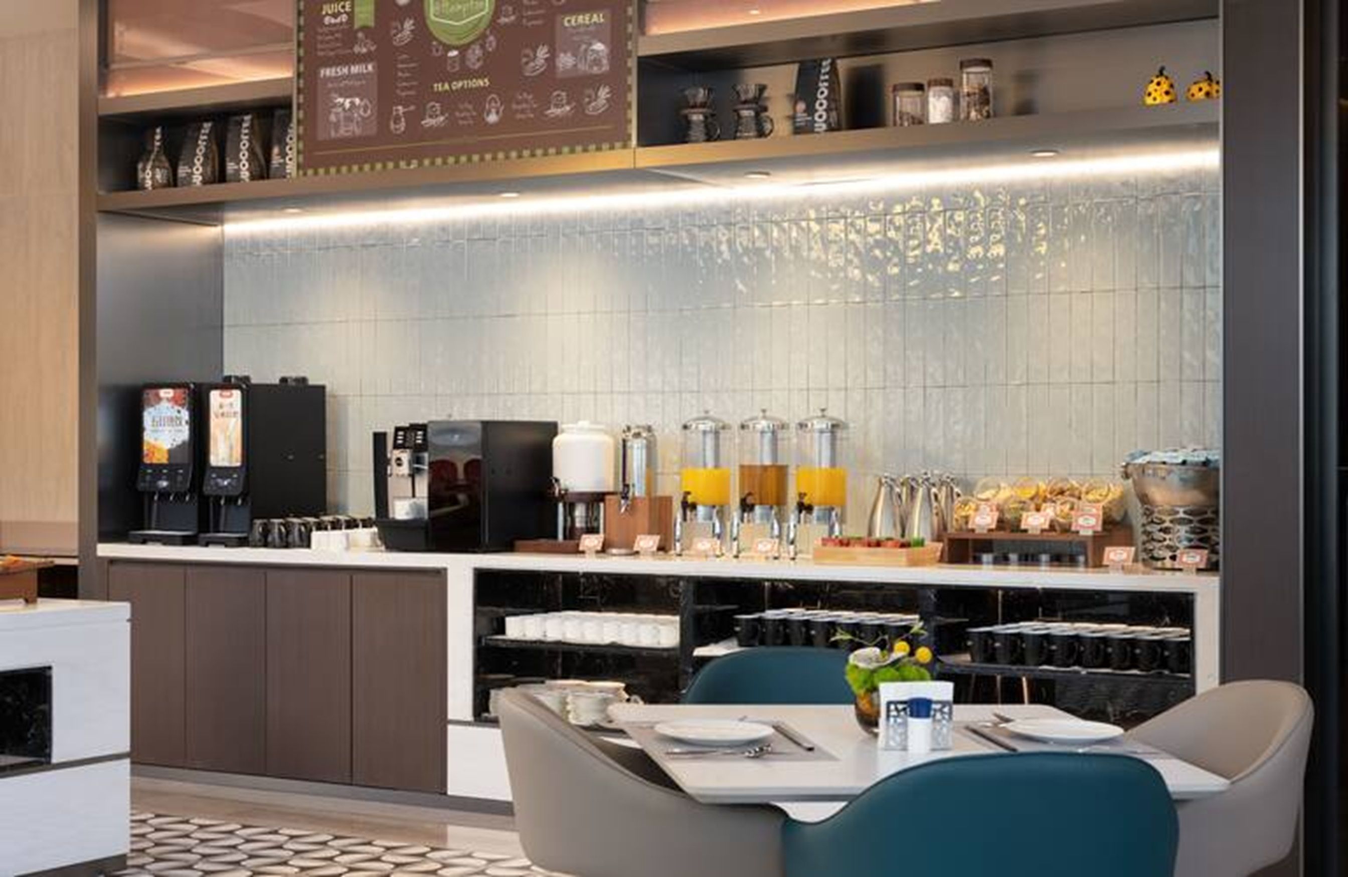 Hampton by Hilton Chongqing Jiangbeizui 1