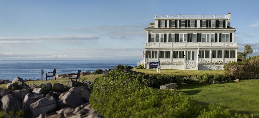 Ocean House Hotel at Bass Rocks 1