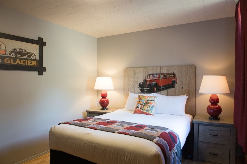 Rising Sun Motor Inn and Cabins - Inside the Park 2