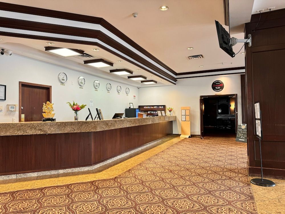 Divya Sutra Plaza and Conference Centre Calgary Airport 2
