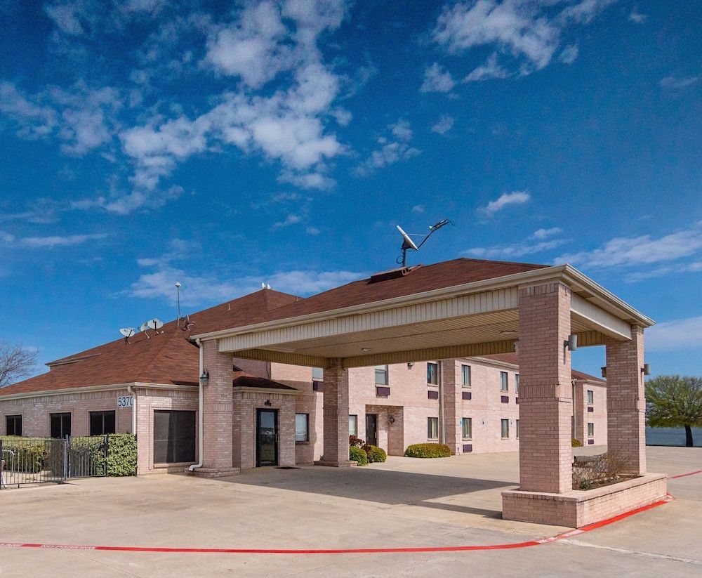 Red Roof Inn Fort Worth – Saginaw 1