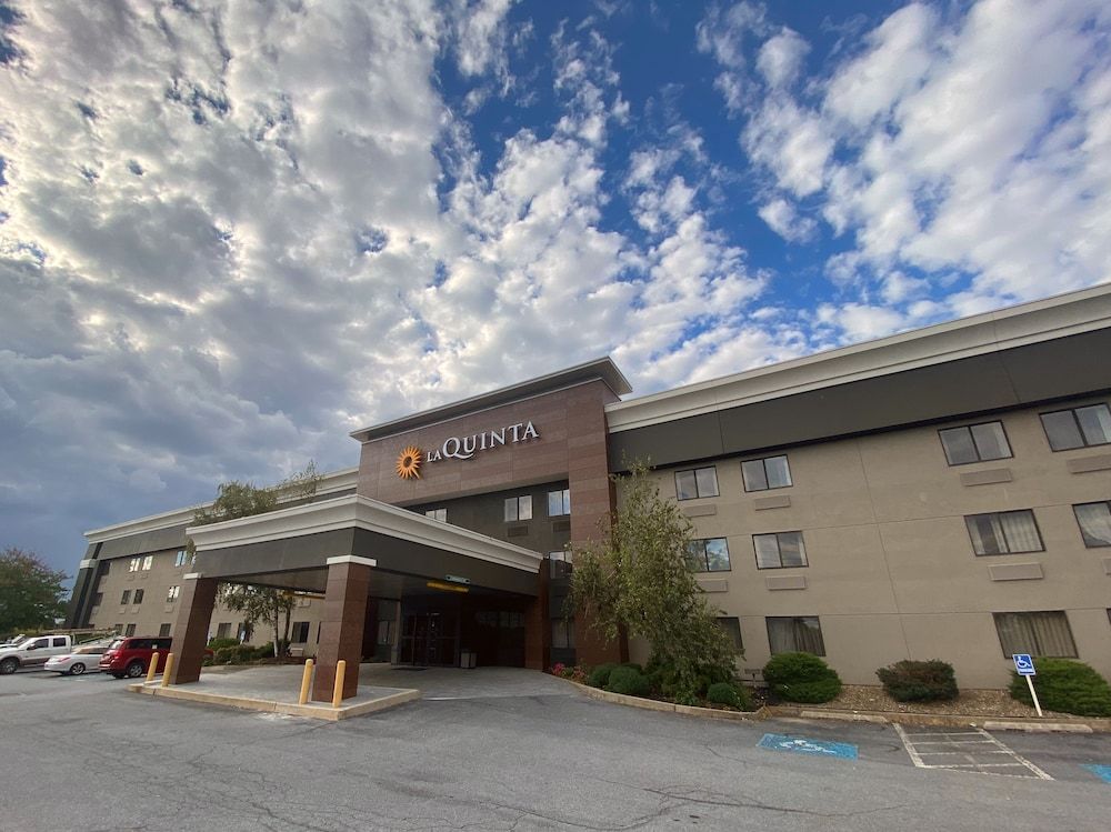 La Quinta by Wyndham Harrisburg Airport Hershey 1