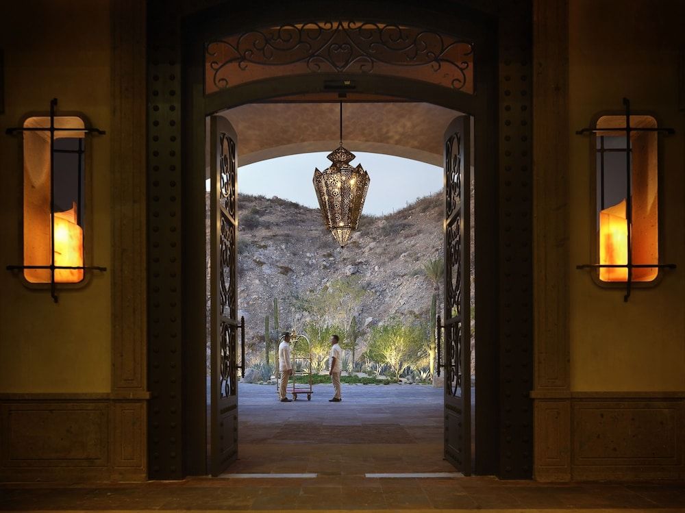Grand Solmar Land's End Resort & Spa 2