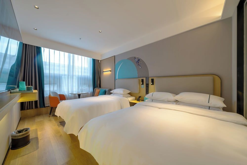Home Inn Huayi Select Collection Hotel 1