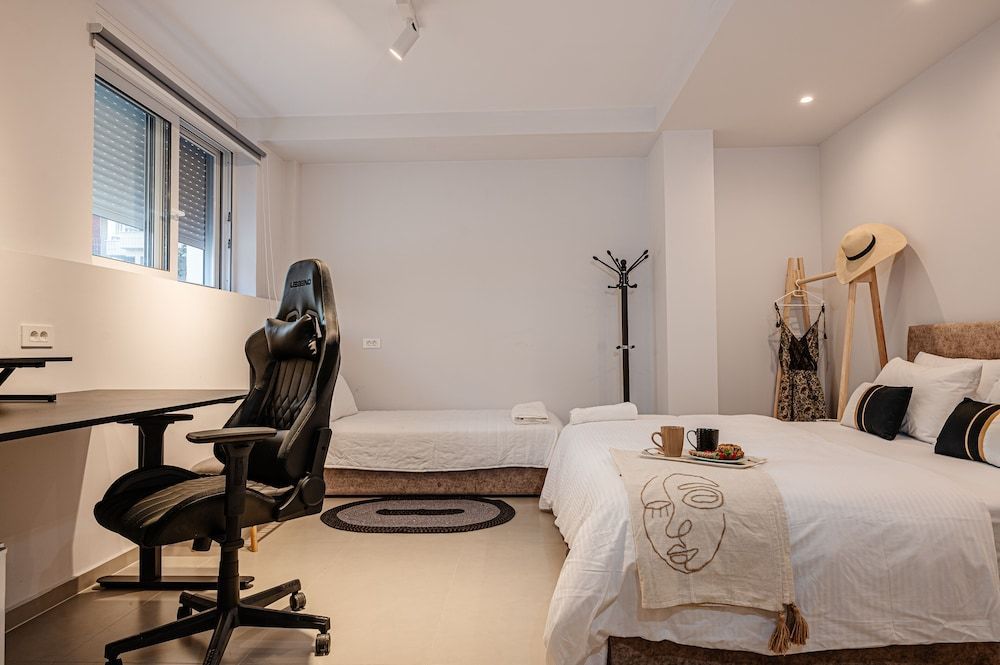 AMINA APARTMENTS 2