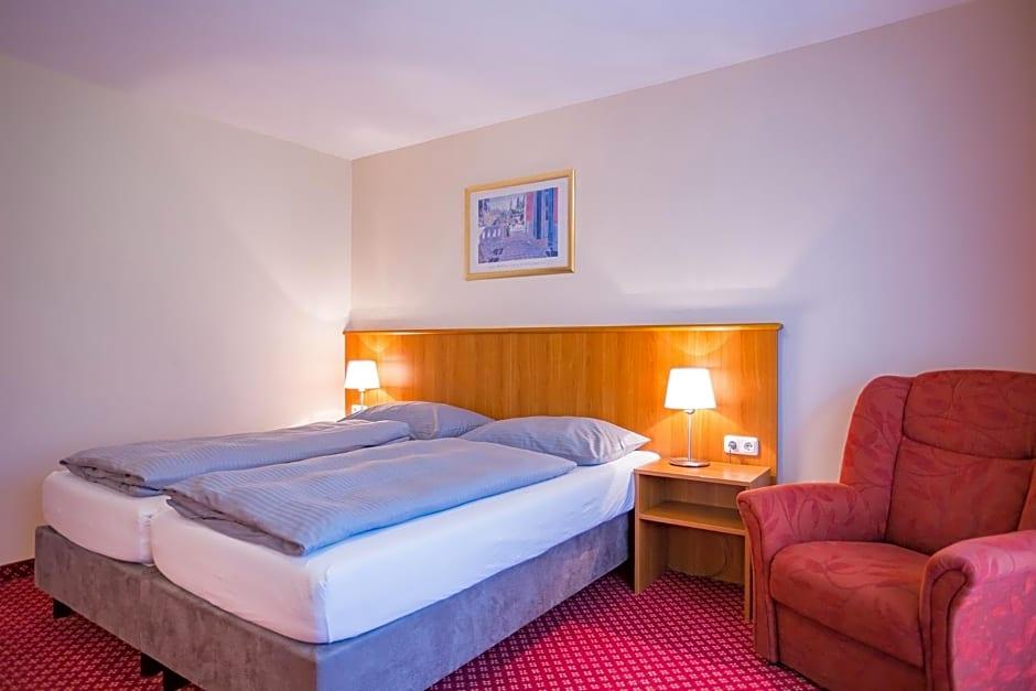 Hotel Friedenseiche 1