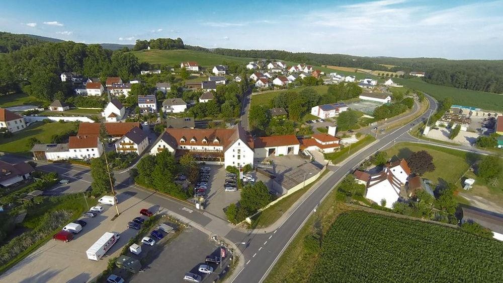 Landhotel Aschenbrenner 1