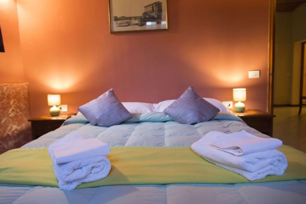 Florence Decamerone B&B 1