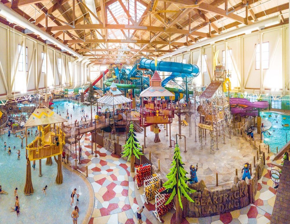 Great Wolf Lodge Waterpark Resort 1