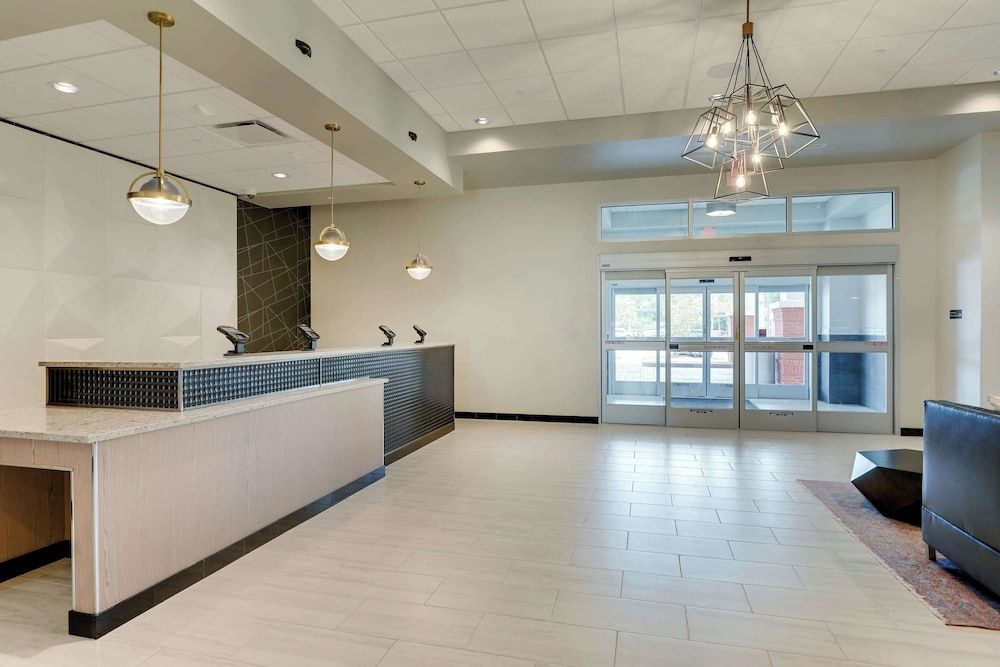 Drury Plaza Hotel Savannah Pooler 2