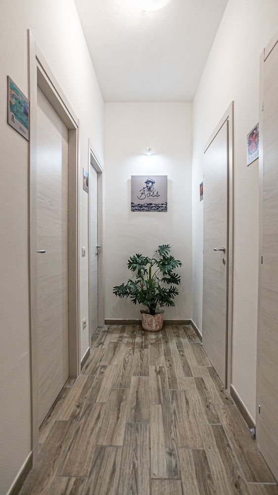 BOSS Guest House 2