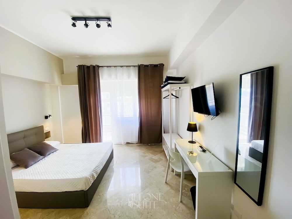 Leone Suite B&B & Restaurant AIC 1