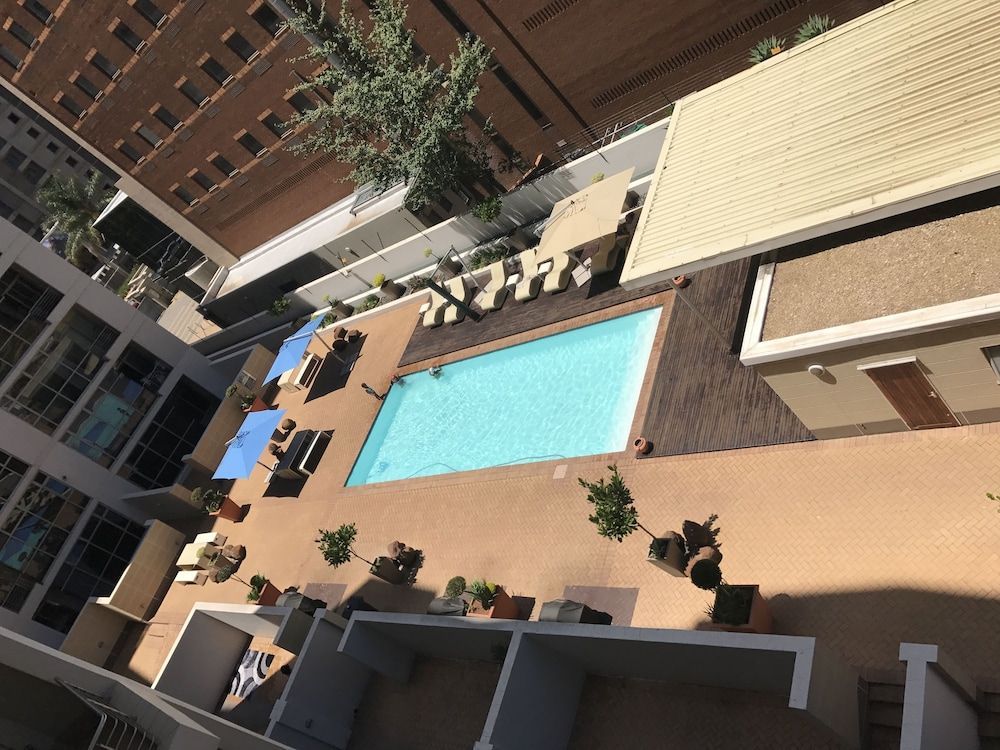 First Divine Suites - Hydro Park 1