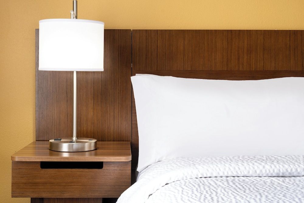 Garner Hotel Totowa by IHG 2