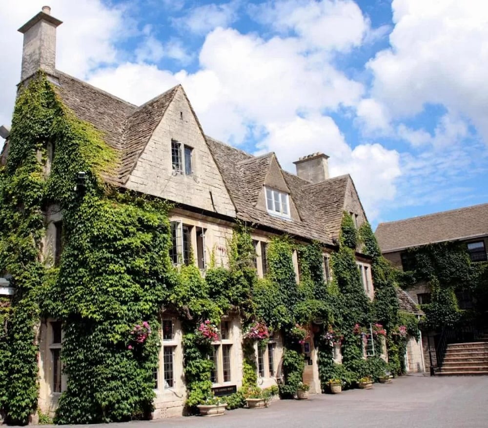 Hatton Court Hotel 1