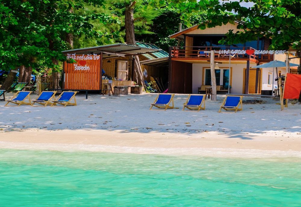 Lipe Garden Beach Resort 1