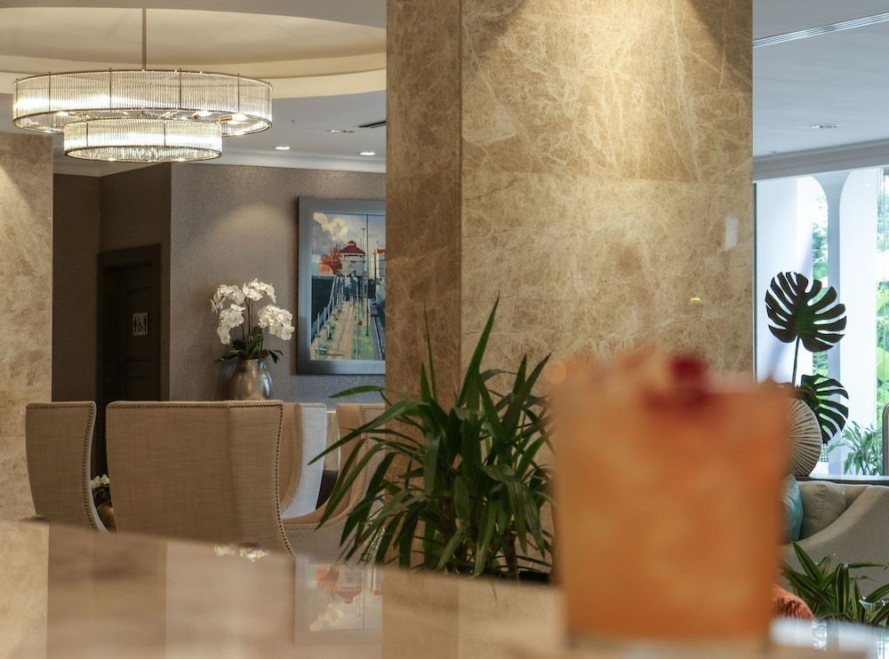 The Executive Hotel 2