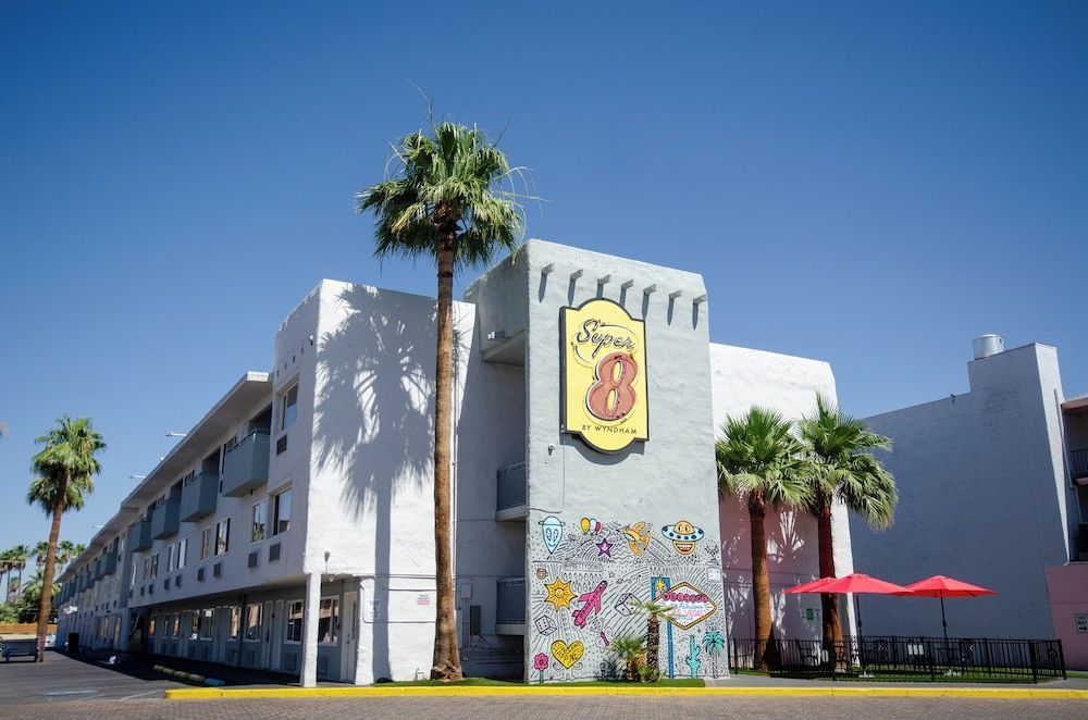 Super 8 by Wyndham Las Vegas North Strip/Fremont St. Area 1