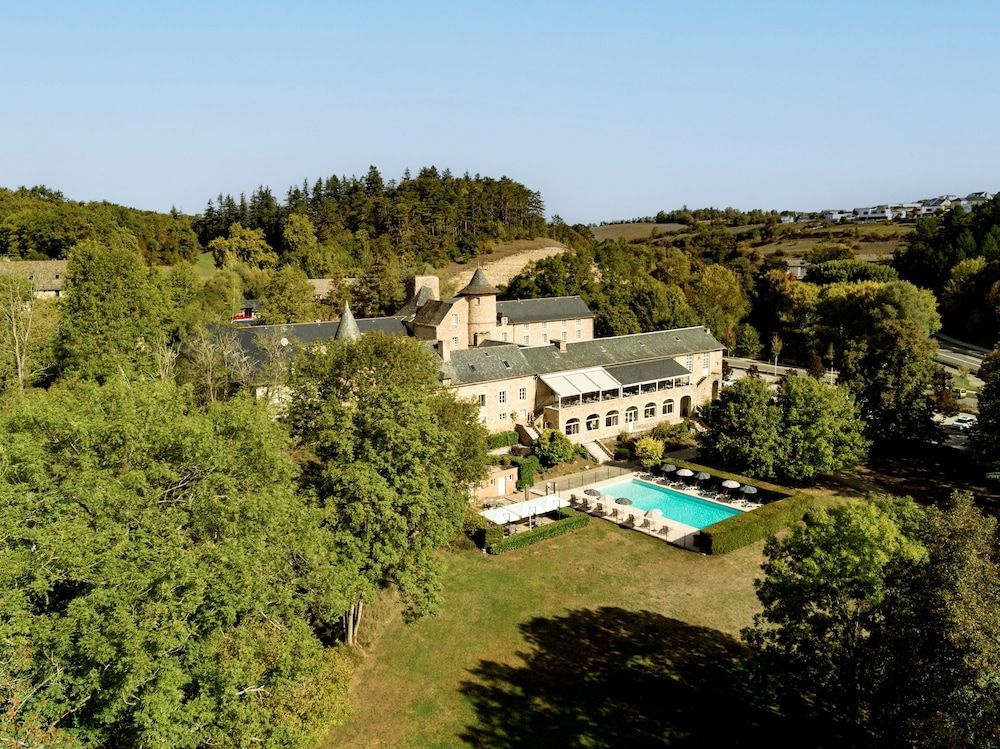 Château de Fontanges 1