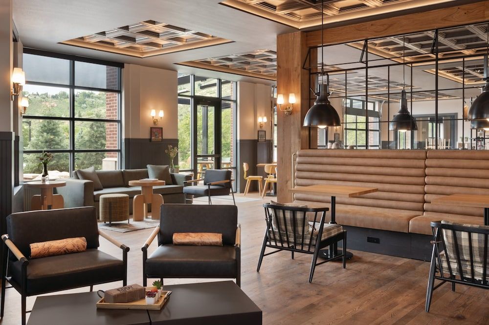 The Eddy Taproom & Hotel 2