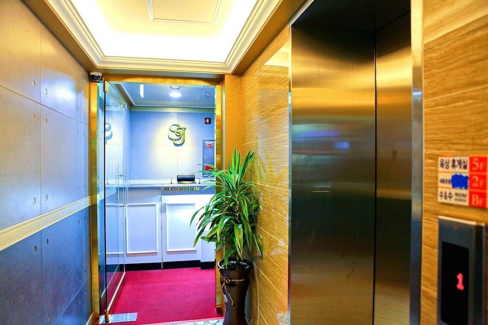 Sejong Hotel 2