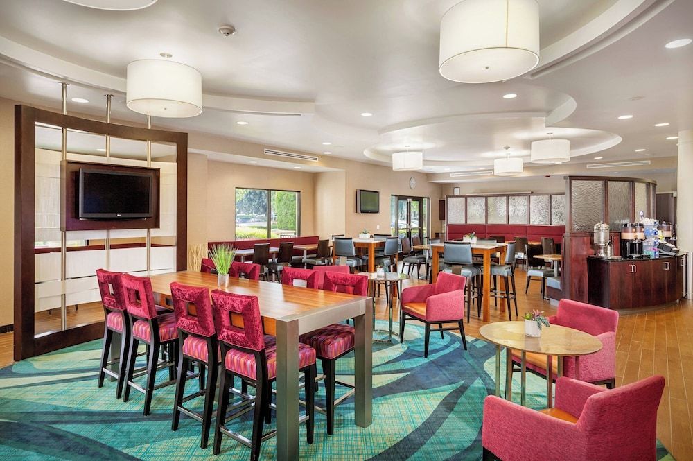 SpringHill Suites by Marriott Modesto 2