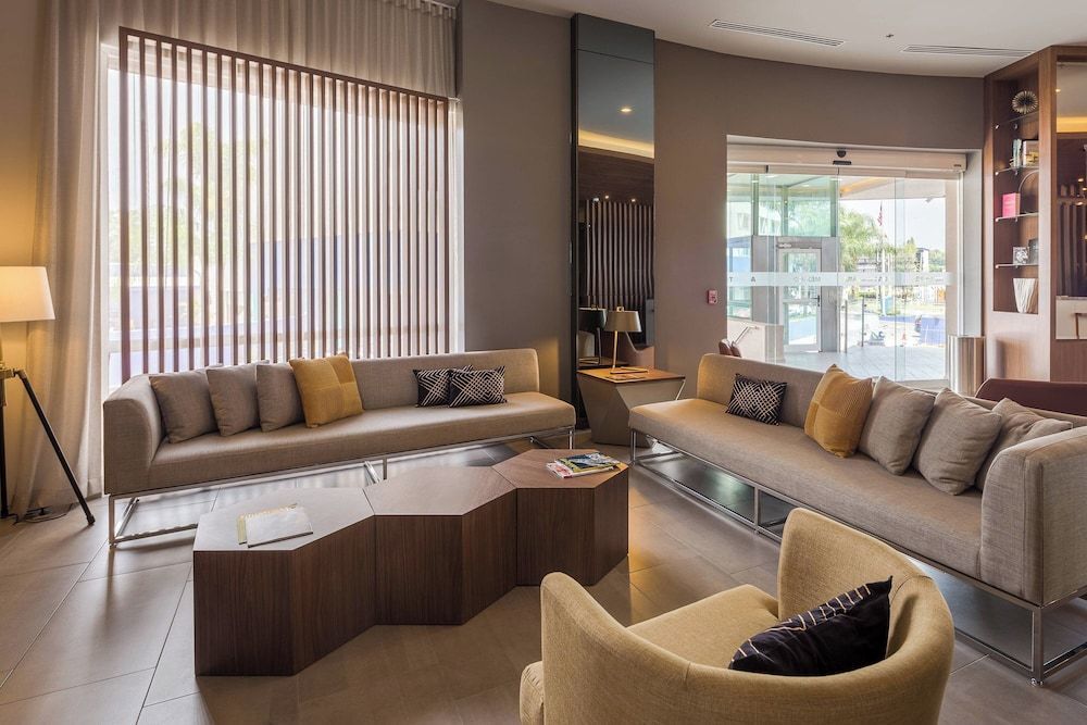 AC Hotel by Marriott Guadalajara Expo 1