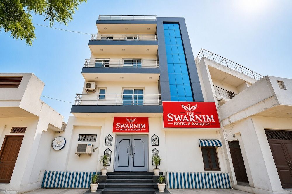 The Swarnim Hotel, Sector 48 Noida 1