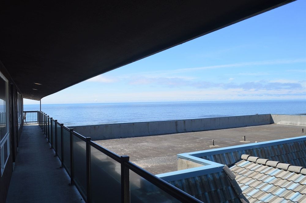 Beachfront Manor Hotel 1