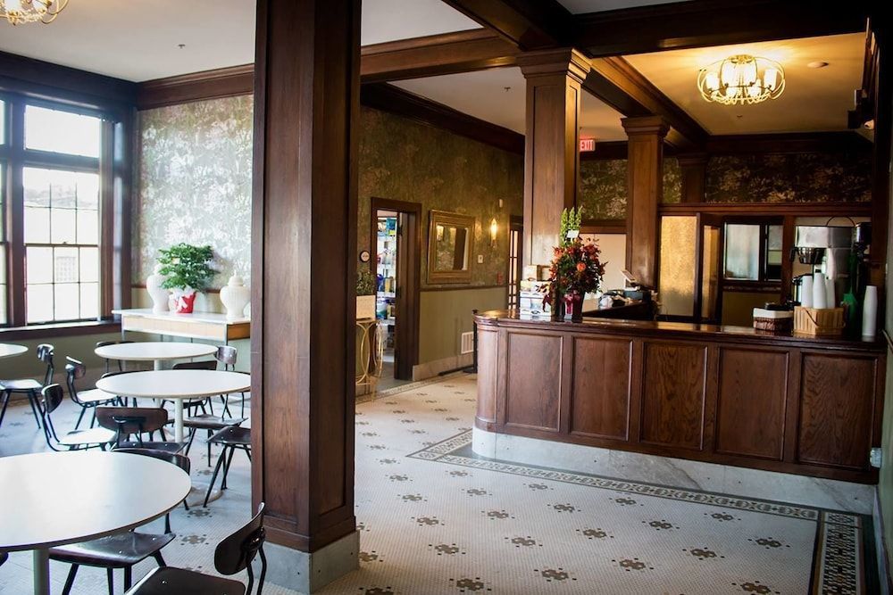 Hotel Hartington 2