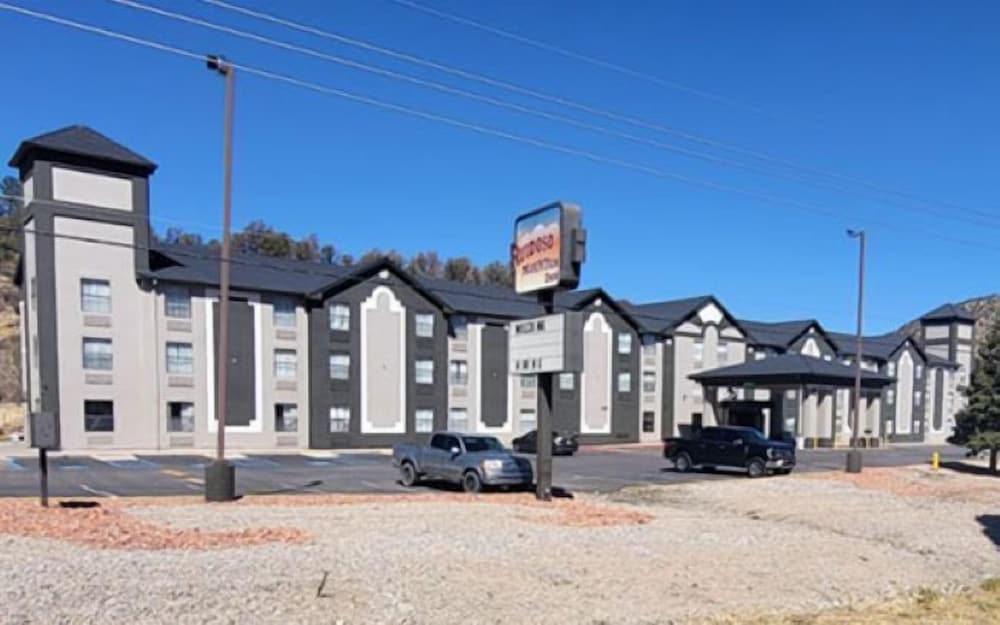 Ruidoso Mountain Inn 1