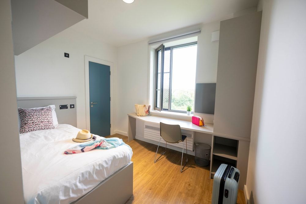 University of Galway Rooms 2