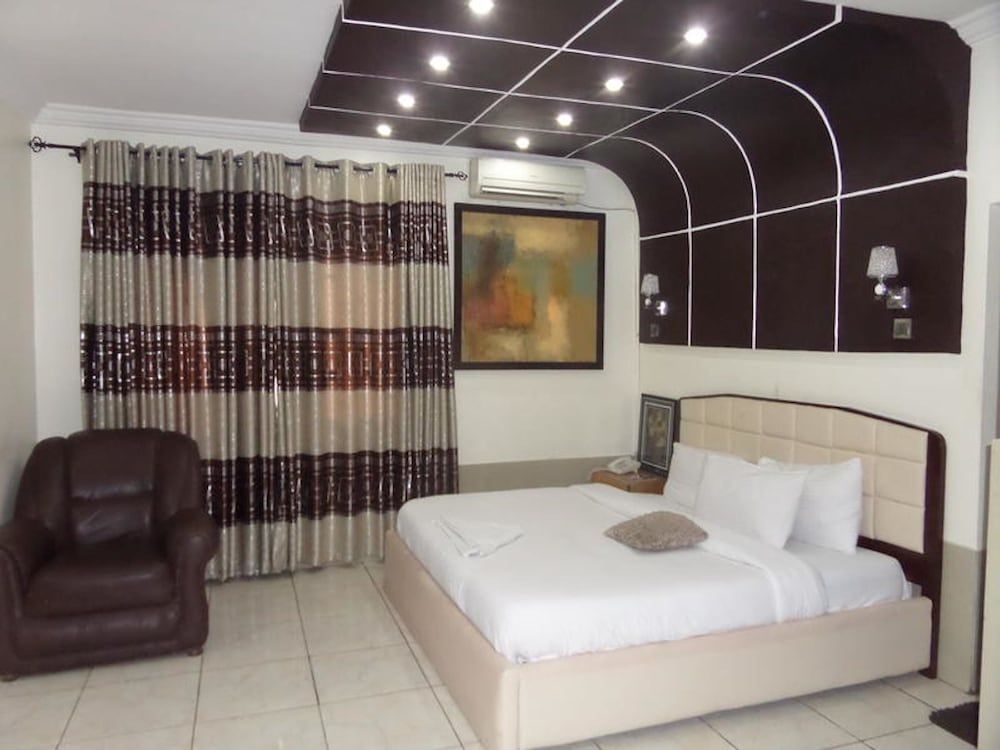 Prumssy Hotel 1