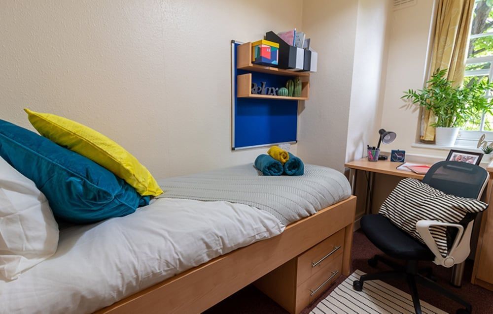 Goldsmiths House - Campus Accommodation - Caters to Women 2