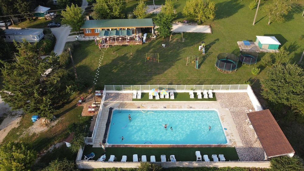 Camping Les Chenes Clairs 1
