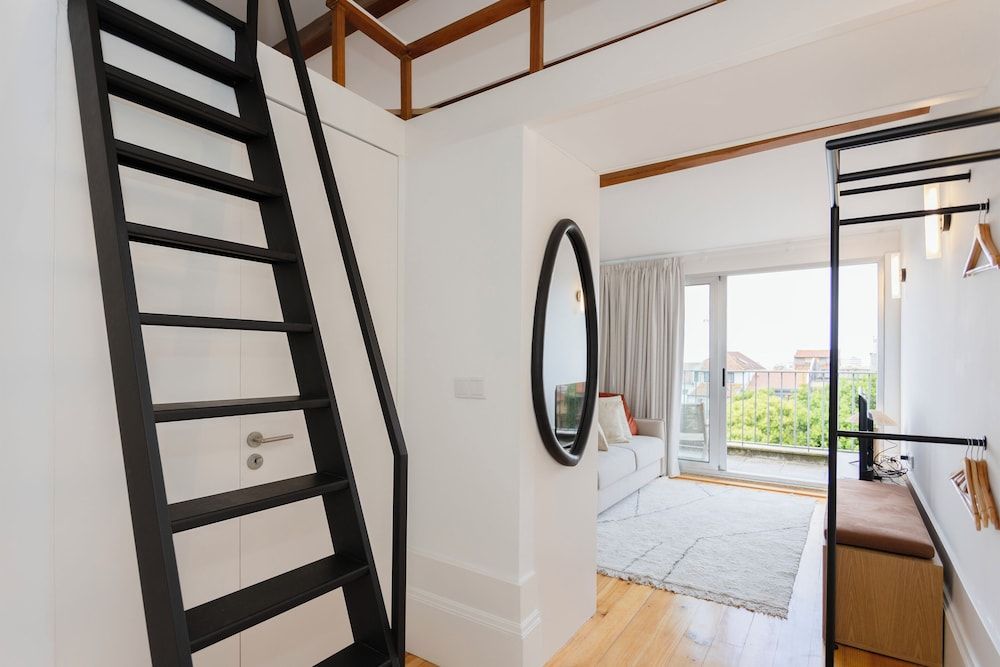 Liiiving - Mezzanine Delight Balcony 1