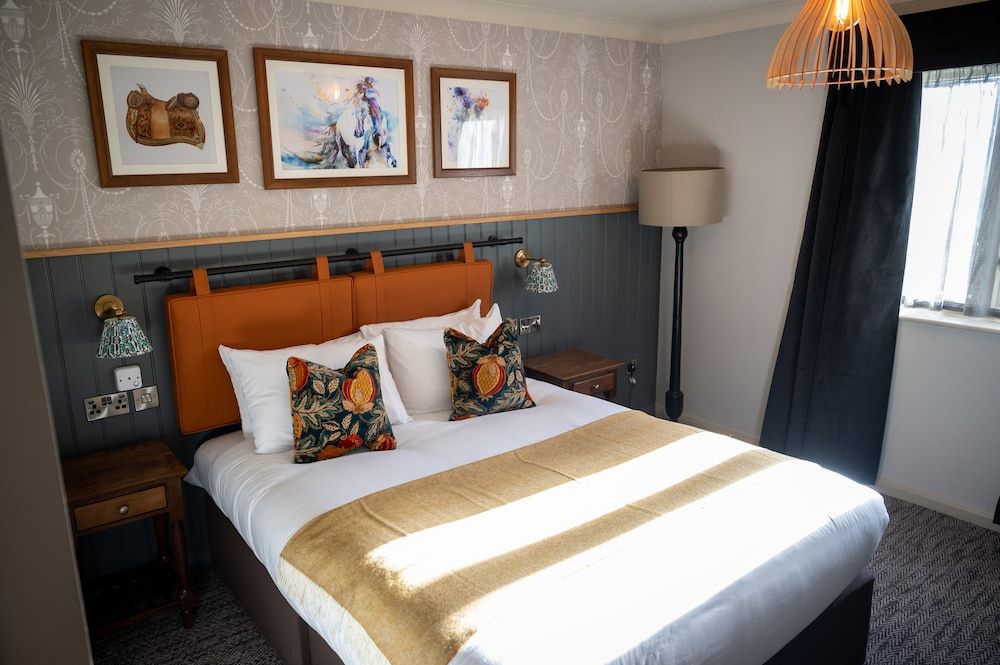 Ely Hotel by Chef & Brewer Collection 2