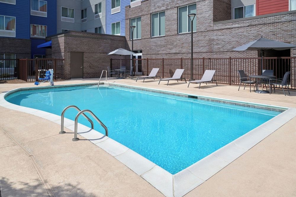 Residence Inn by Marriott Charlotte Airport 1