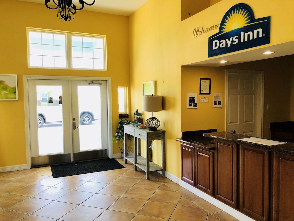 Days Inn by Wyndham Port Aransas TX 2