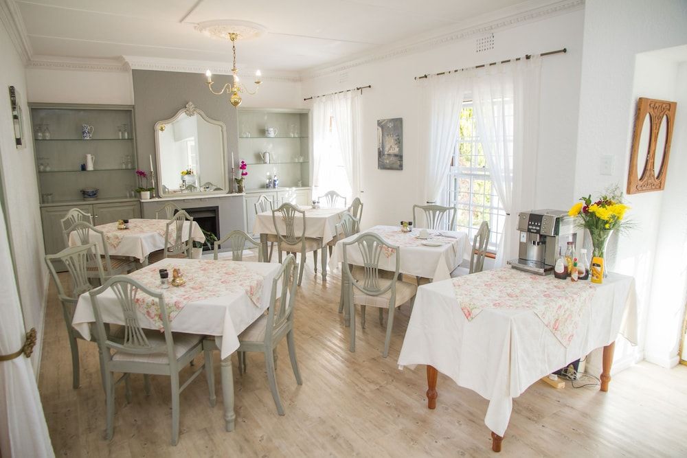 Howards End Manor B&B 2