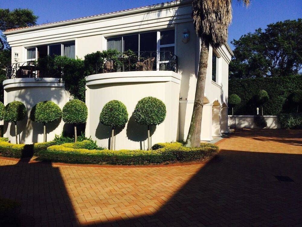Luxury Beach Apartments 2