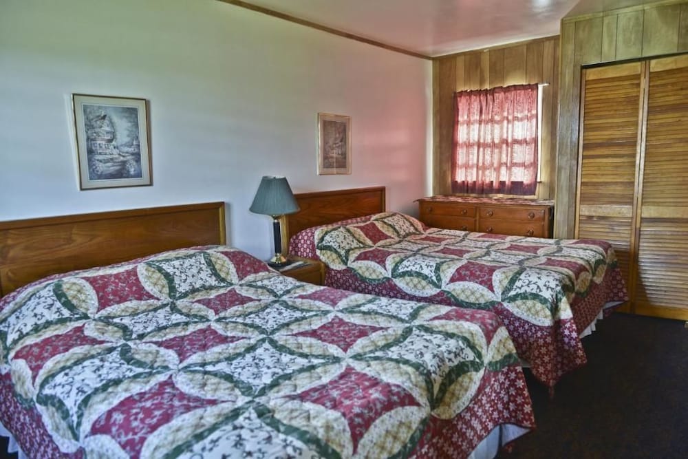 Lake Ida Beach Resort 1
