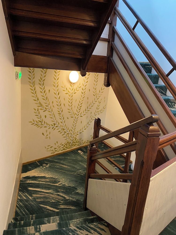 Hôtel Le Saint Amand 2